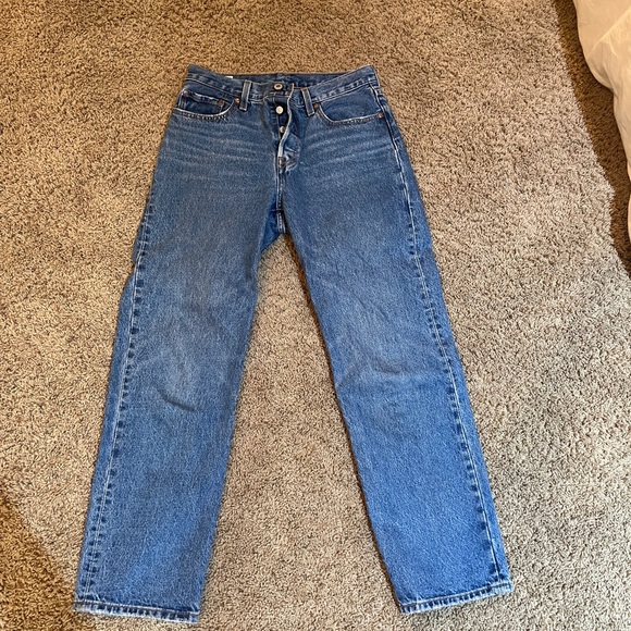 Levi 501 Jeans - Picture 1 of 4